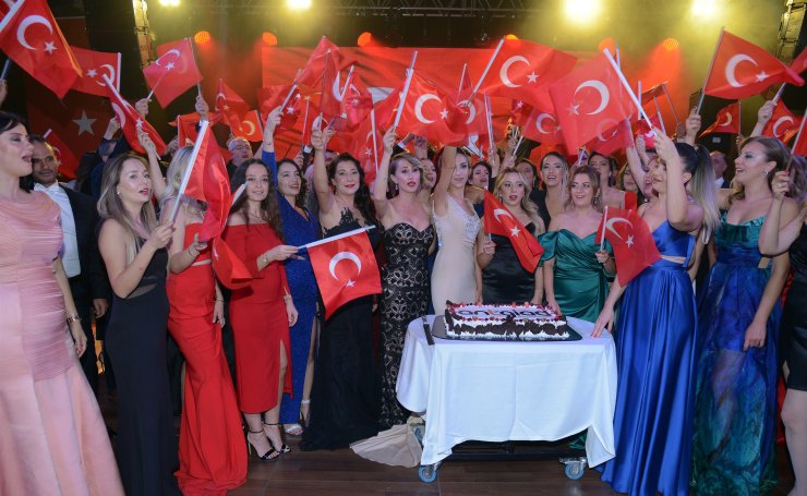 ANTGİAD Cumhuriyeti coşkuyla kutladı