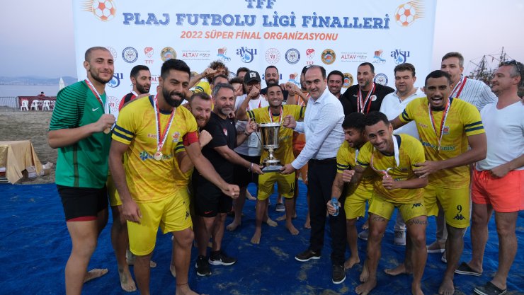 Plaj futbolunda şampiyon belirlendi