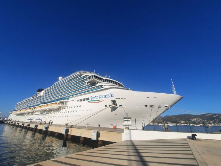 Bodrum'a denizden 1821 turist