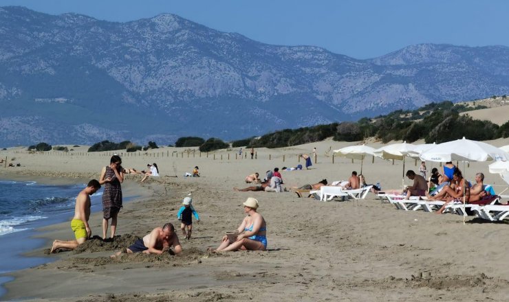 Patara Plajı'nda sezon uzatıldı