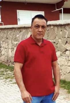 Otomobil, 6 metre yükseklikten uçup köprü ayağına çarptı; 4 ölü (2)