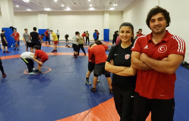 Kepez'in güreşçileri gelecek vaat ediyor