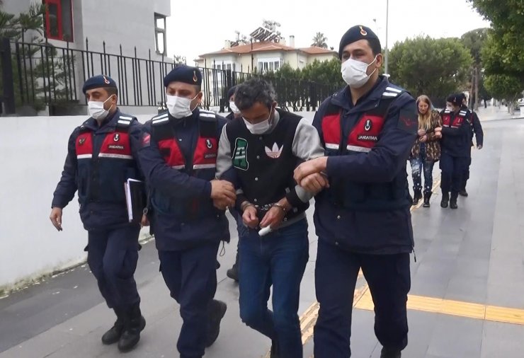 Üçlü ilişki cinayeti sanığı: Kavga ettik, elinden bıçağı almak için uğraştım