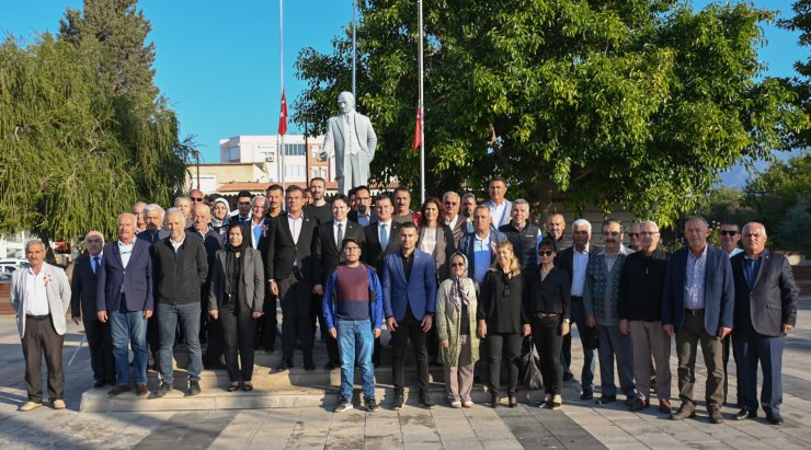 Atatürk Demre'de anıldı