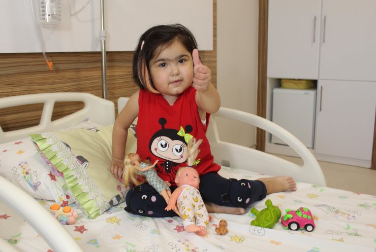 Anneannesinin böbreğiyle acılarından kurtulan Mira: Nenem beni iyileştirdi