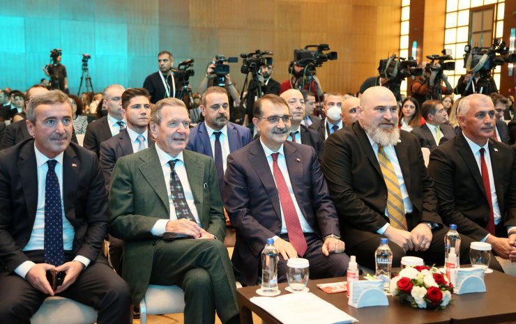 Bakan Dönmez: 170 kilometrelik boru hattının serim işlemini tamamladık