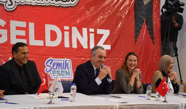 Başkan Esen: Siyasileri eleştirmekten korkmayın