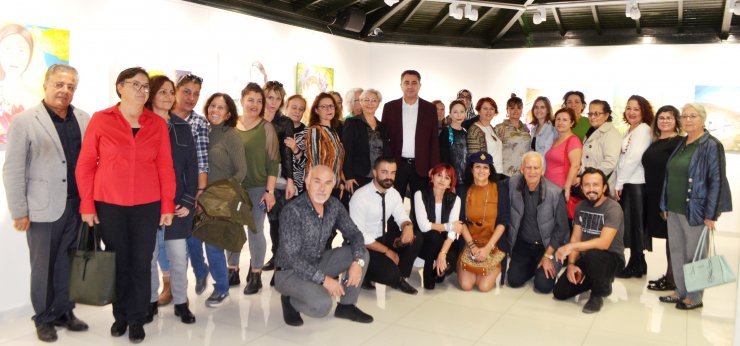 Çalıştay sergisi, Ukrayna danslarıyla açıldı