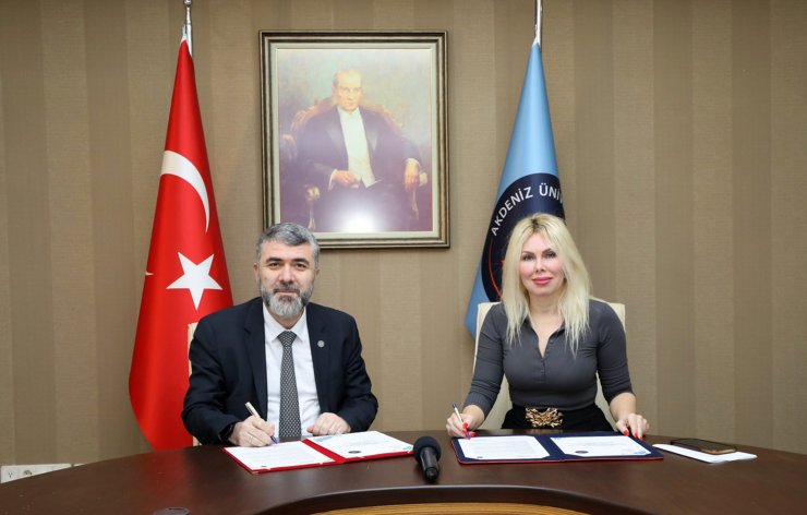 Akdeniz Üniversitesi'nden iş birliği protokolü