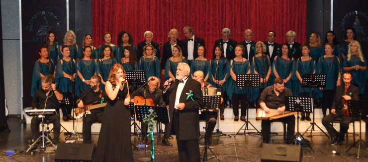 Şarkıların susmadığı gece