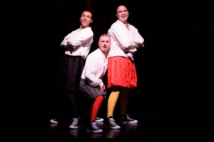 ADT'de perde Shakespeare ile açılacak
