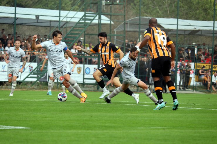 Başakşehir, Acun Ilıcalı'nın takımı Hull City ile 1-1 berabere kaldı