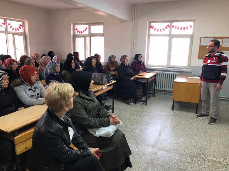 Annelere narkotik eğitimi verildi