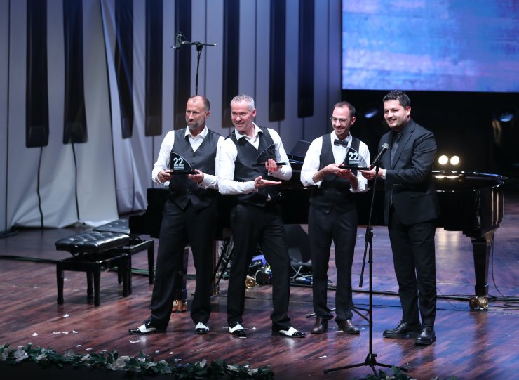 Piyano festivalinden müzik ve mizahın birleştiği muhteşem açılış