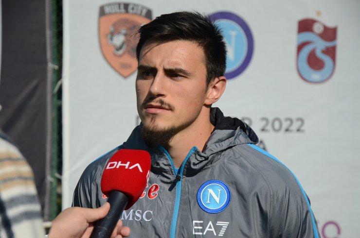 Eljif Elmas: Hem Napoli, hem de Fenerbahçe'nin şampiyonluğu müthiş olur 