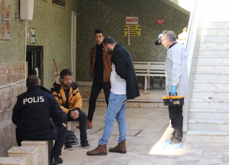Uyuşturucu kullandığı cami tuvaletinde hayatını kaybetti