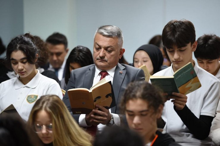 Vali Yazıcı'dan AHENK projesi kapsamında 60'ncı okulu ziyareti