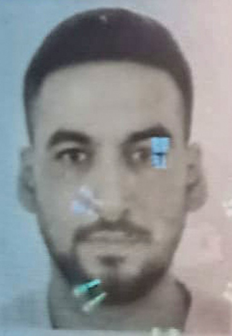 Dinlenmek için uzandığı koltukta öldü