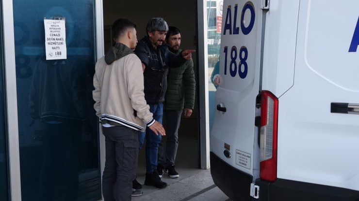 Kahvaltıya gelmeyen Emine, odasında ölü bulundu (2) - FOTOĞRAF İPTALİ İLE YENİDEN