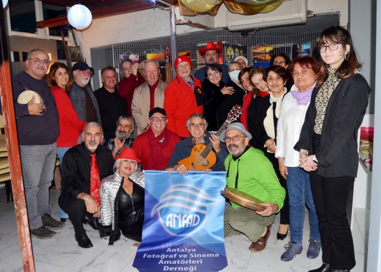 ANFAD üyelerinden erken yılbaşı kutlaması