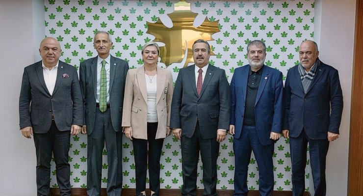 Antalya'da 6'lı masa buluşması