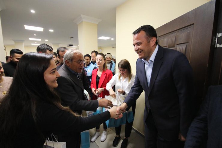 Başkan Ulutaş, belediye çalışanlarının yeni yılını kutladı