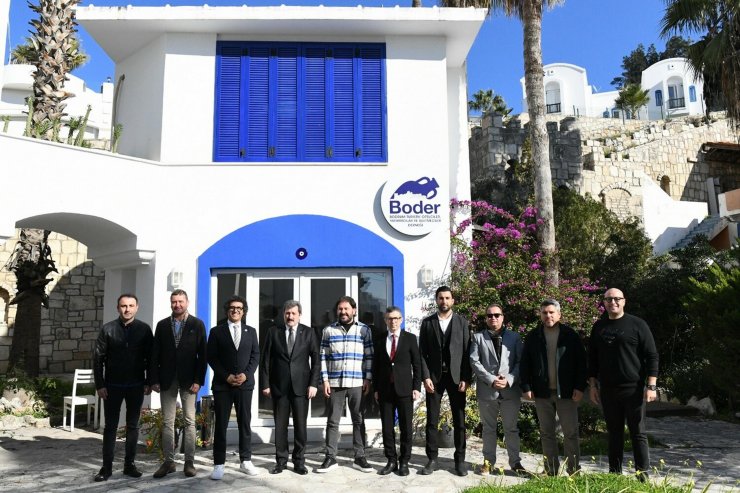 Muğla Valisi Tavlı, Bodrum’da turizmcilerle bir araya geldi