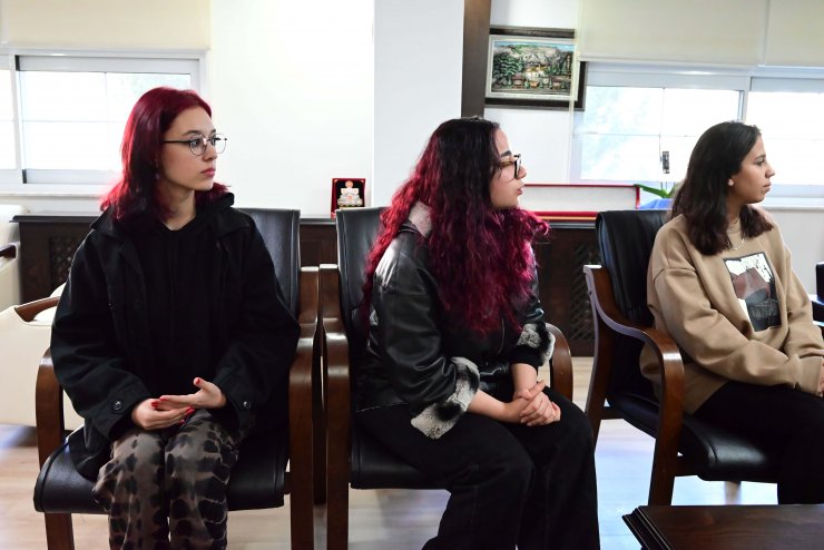 Öğrencilerden Kaymakam Çam'a ziyaret