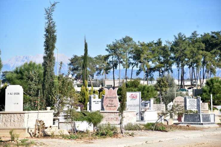 Antalya'da 'arsa değeri' yükselişi, aile mezarı fiyatına yansıdı