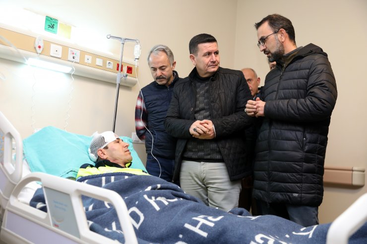 'Dur' ihtarına uymayan alkollü sürücünün çarptığı polis yaralandı