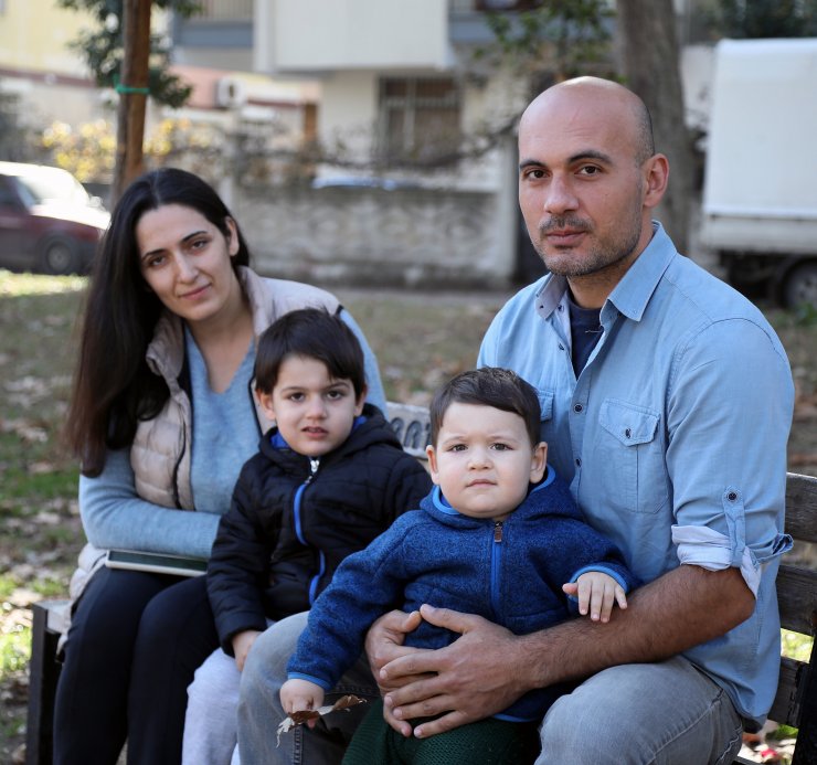 Ahıskalı müzisyenin 'ekmek teknem' dediği saksafonu çalındı