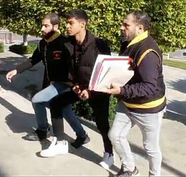 Arkadaşını, selamını almayıp küfrettiği için vurmuş