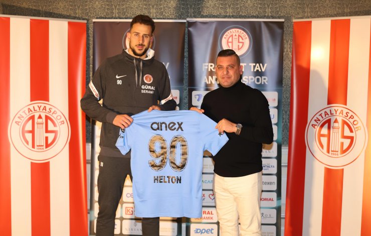 Antalyaspor, Helton Leite ile 1.5 yıllık sözleşme imzaladı