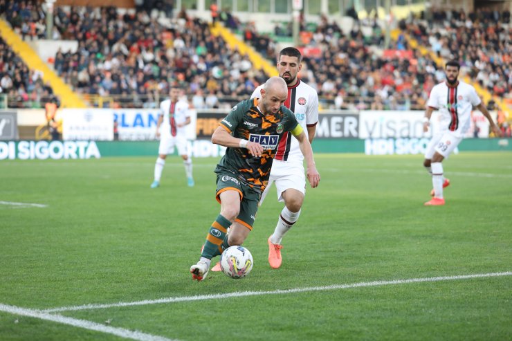 Corendon Alanyaspor - VavaCars Fatih Karagümrük: 2-2