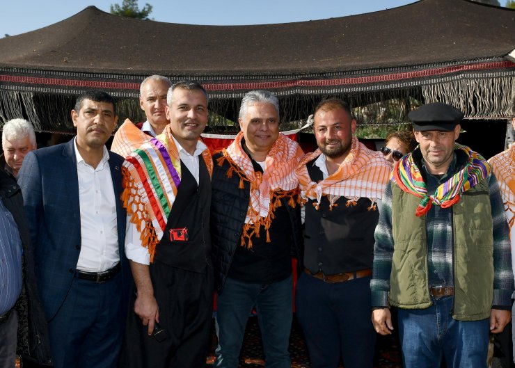Başkan Uysal, Yörük Çadırı'na konuk oldu