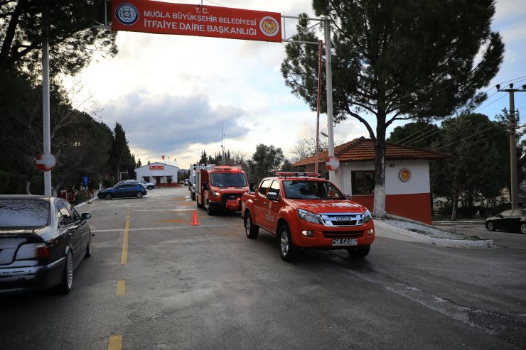 Muğla Büyükşehir Belediyesi, 20 kişilik ekibi deprem bölgesine gönderdi