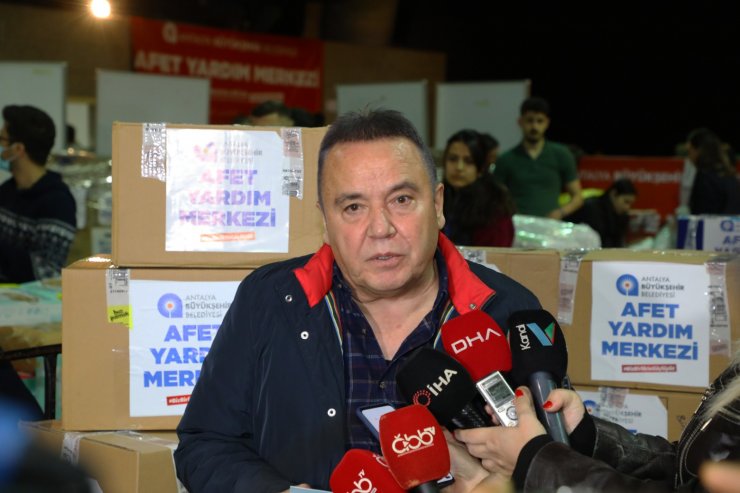Antalya Büyükşehir Belediye Başkanı Böcek: İtfaiye ekibimiz depremde 62 canı kurtardı
