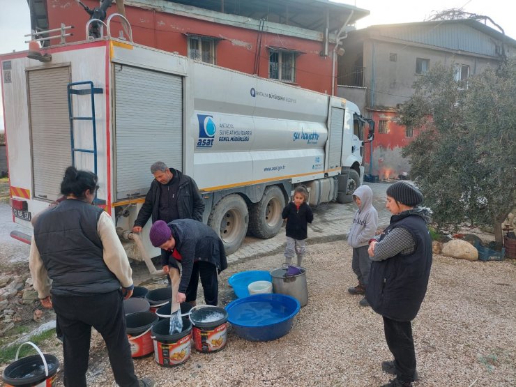 Hatay'da su sorunu cuma bitecek