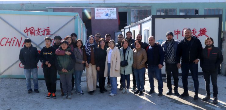 Burdur'daki Çinlilerden deprem bölgesine konteyner ve yatak desteği