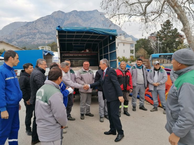 Başkan Topaloğlu'ndan personele teşekkür