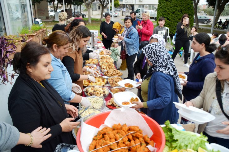 Çiğdem Çiçekleri'nin özel konukları