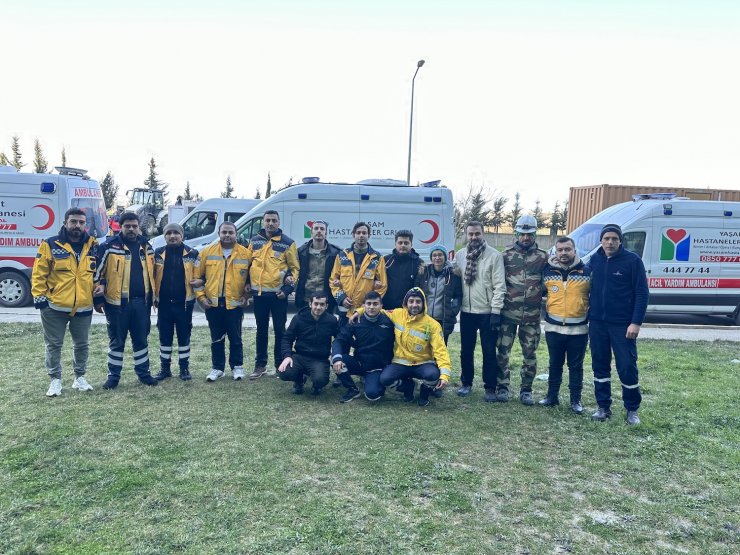 Antalya’dan yüzlerce sağlıkçı deprem bölgesine gitmek için gönüllü oldu 