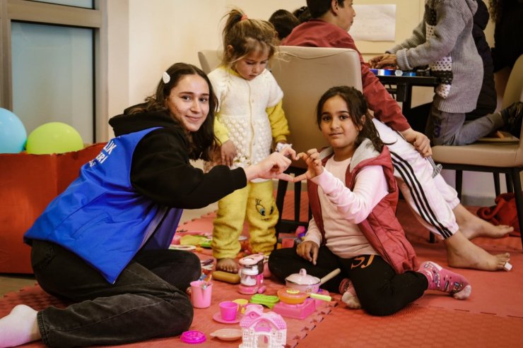 Depremzede çocuklar sporla moral buluyor