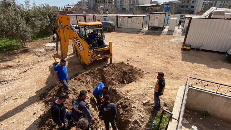 ASAT, Hatay Kırıkhan'da sahra hastanesine su verdi