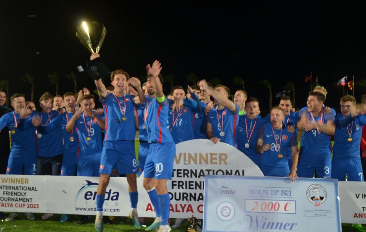 Antalya Cup'ta Slovenya şampiyon oldu