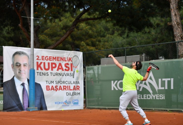 Egemenlik Kupası Tenis Turnuvası başladı