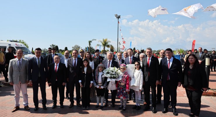 Cam Piramit Kral Yolu, çocuklarla dolup taştı