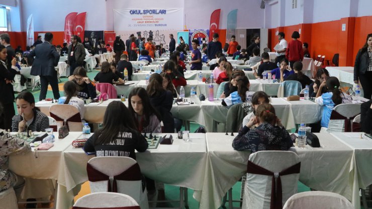 Burdur'da Satranç Grup Turnuvası başladı