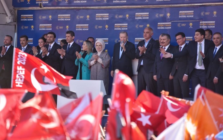 Erdoğan: Kılıçdaroğlu'nu cumhurbaşkanı adayı olarak karşımıza diken bir mekanizma var (2)