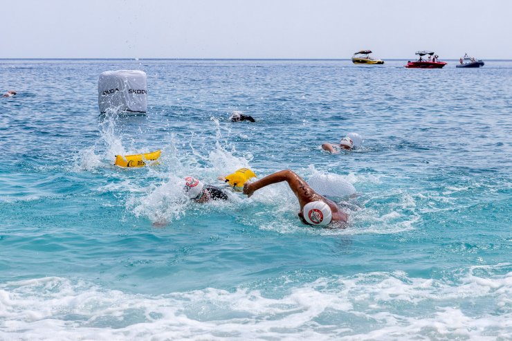 Kemer'de kulaçlar yarışacak